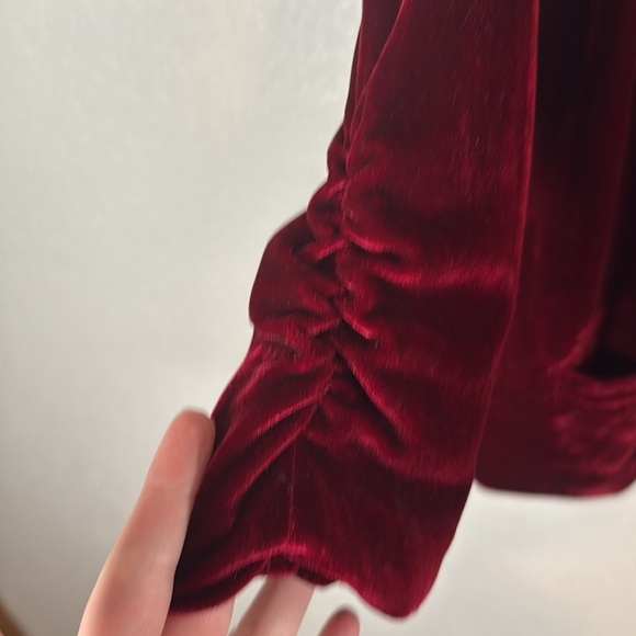 Skies Are Blue Red Velvet Blazer Rushed Sleeves Size XS - Picture 4 of 9